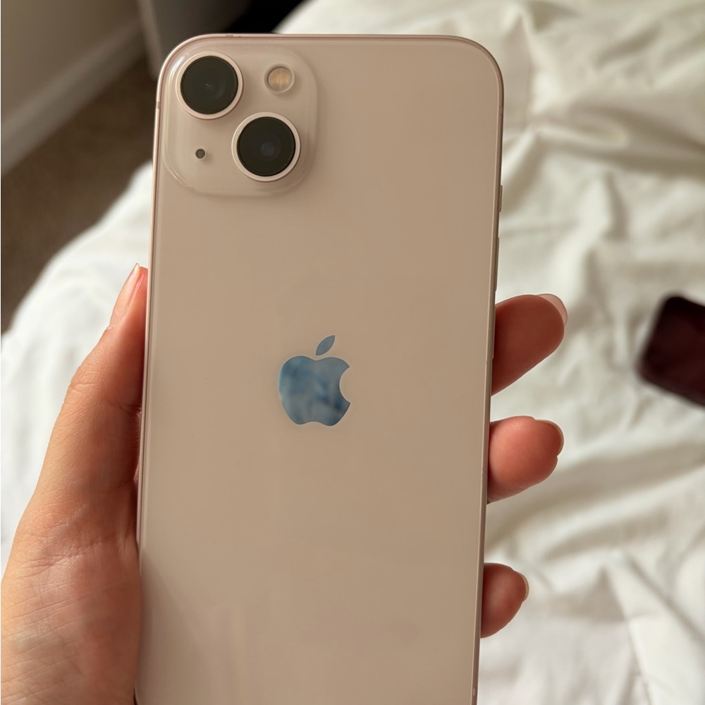 Pink iPhone 13 128GB